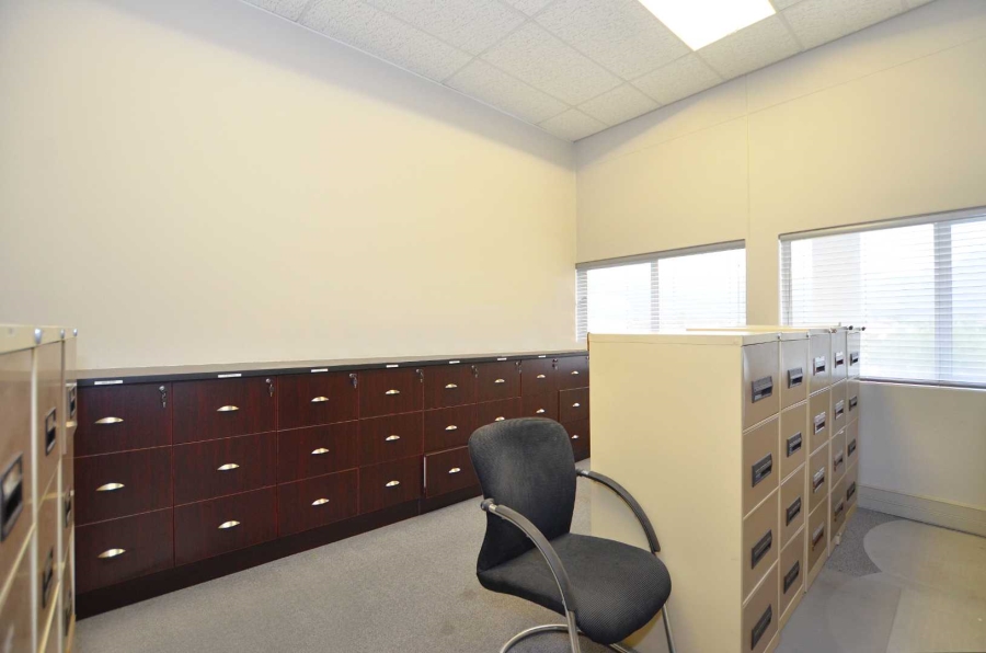 To Let Commercial Property for Rent in Dal Josafat Western Cape